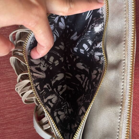 Jessica Simpson Tyra-Fringe Leather Purse Shoulder Crossbody Handbag - Picture 4 of 10